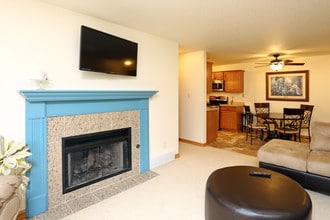St. Andrews Apartments in Urbandale, IA - Foto de edificio - Interior Photo