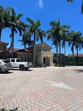 201 Villa Cir in Boynton Beach, FL - Building Photo - Building Photo