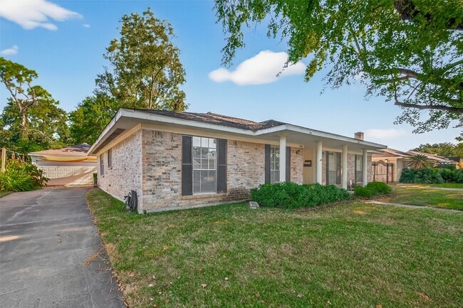 property at 9218 Rowan Ln