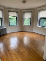 384 Riverway, Unit 6 Apartamentos