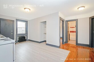 92 Woodside Terrace-Unit -4R in Springfield, MA - Building Photo - Building Photo