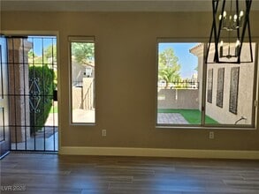 3033 Isaac River Dr in Las Vegas, NV - Building Photo - Building Photo