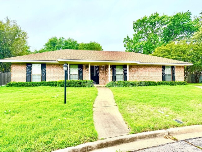 property at 5740 Lakemont Dr