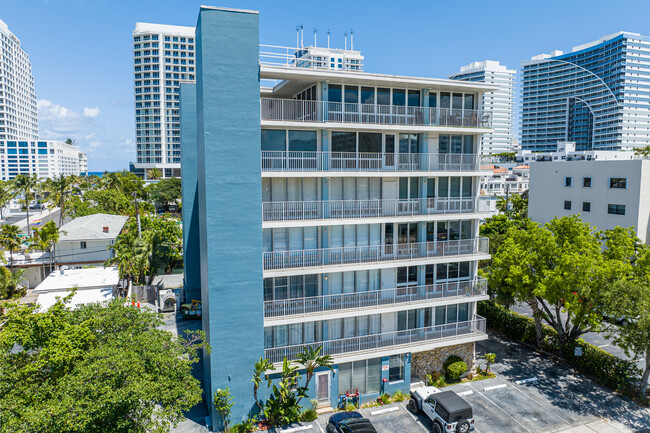 524 Orton Ave in Fort Lauderdale, FL - Foto de edificio - Building Photo