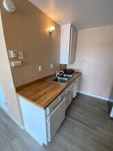 593 Venus Ave in Lompoc, CA - Building Photo - Building Photo