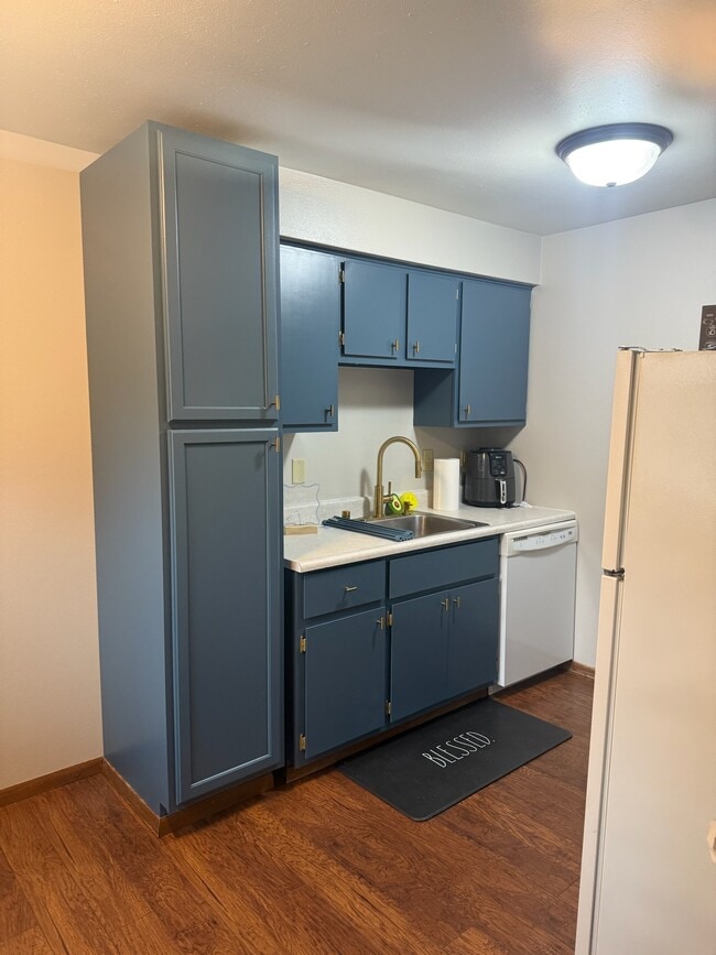 property at 3124 N McDonald St