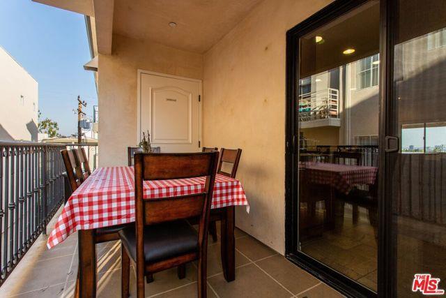 property at 1146 Hacienda Pl
