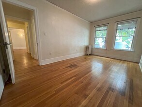 720 6th Ave-Unit -1 in Tacoma, WA - Building Photo - Building Photo