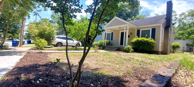 1902 E 3rd St in Greenville, NC - Foto de edificio - Building Photo