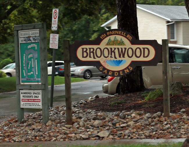 Brookwood Gardens in St Catharines, ON - Building Photo - Other