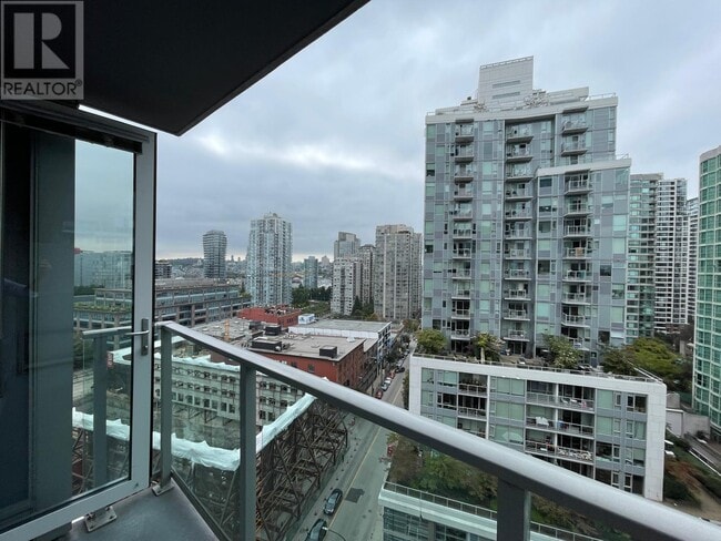 property at 233-1233 Robson St
