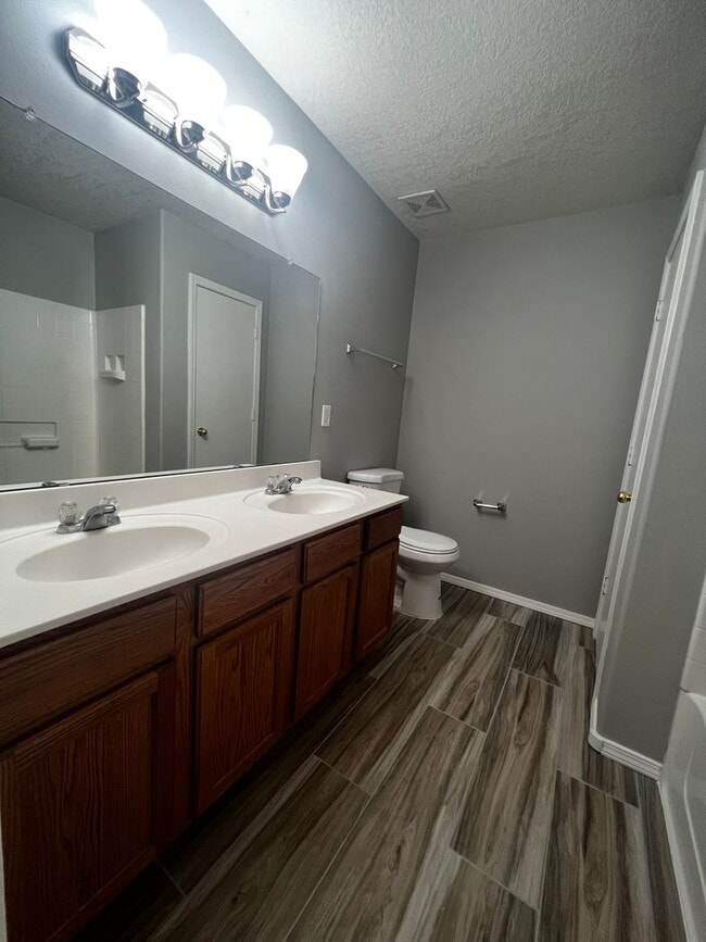 2108 Canter St SW in Albuquerque, NM - Building Photo - Building Photo