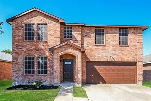 9208 Quarter Horse Ln in Fort Worth, TX - Building Photo