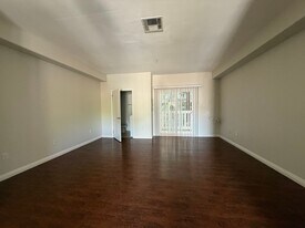 8813 Darby Ave in Los Angeles, CA - Building Photo