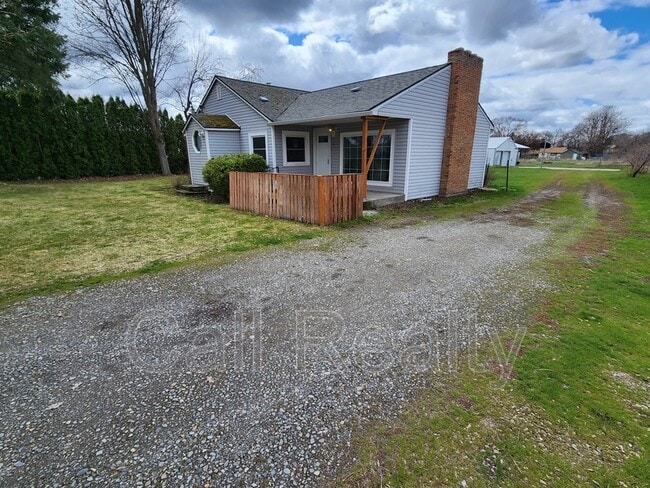 property at 1021 N Herald Rd