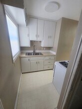 5824 Grand Ave in Des Moines, IA - Building Photo - Building Photo