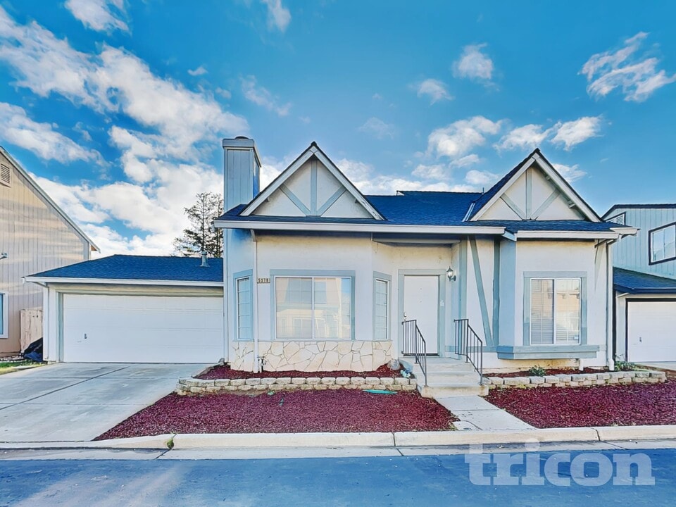 5378 Sunrise Meadows Ln in Oakley, CA - Building Photo