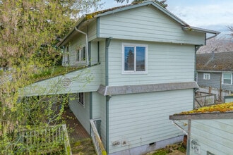 1314 3rd St SE in Auburn, WA - Building Photo - Building Photo
