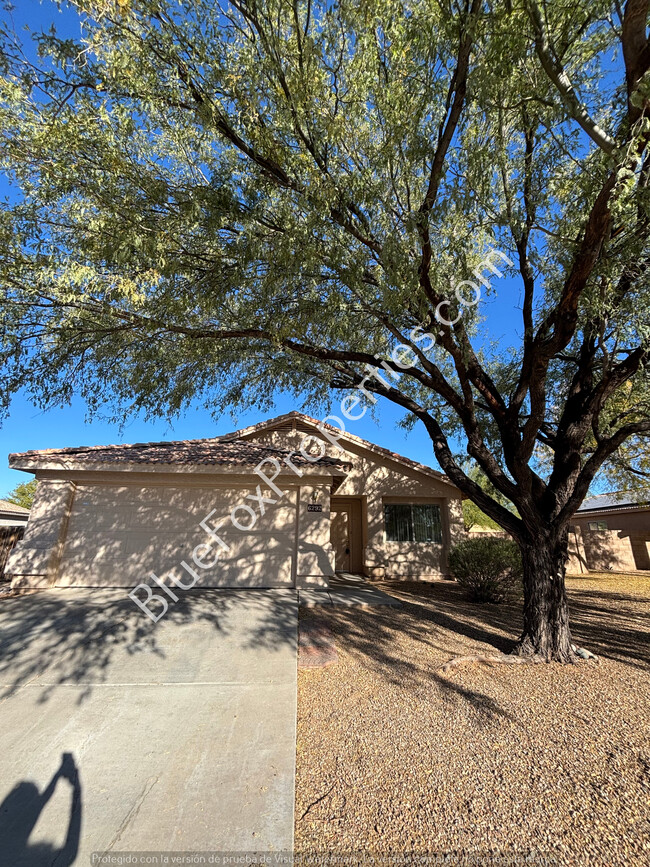 6292 W Desert Laurel Ln in Tucson, AZ - Foto de edificio - Building Photo