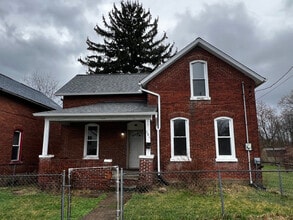 281 S Adams St in Mansfield, OH - Building Photo - Building Photo