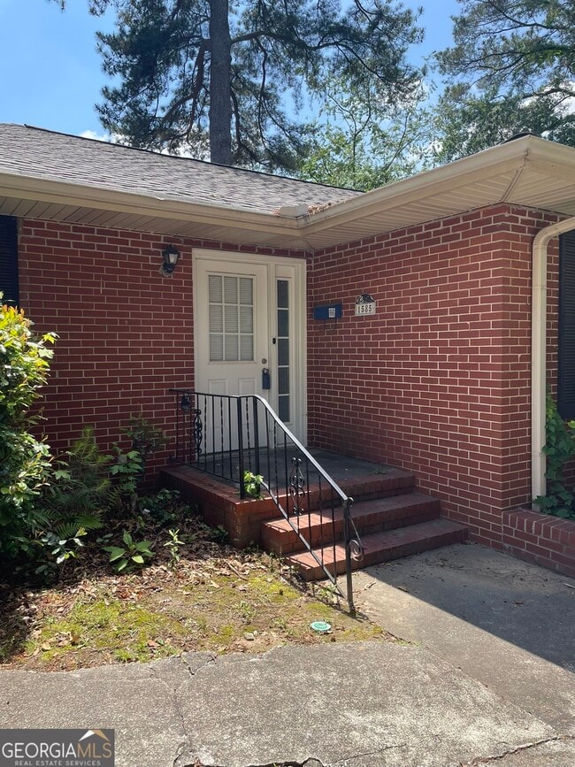 property at 1585 Piedmont Cir NE