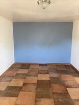 209 S Tree St in Floydada, TX - Building Photo