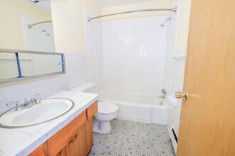 Rankin Apartments in St. Paul, MN - Building Photo - Building Photo