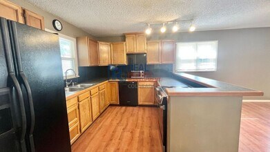 6282 S Everett St in Littleton, CO - Building Photo - Building Photo