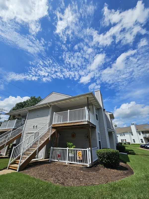 property at 403 Resort Ct