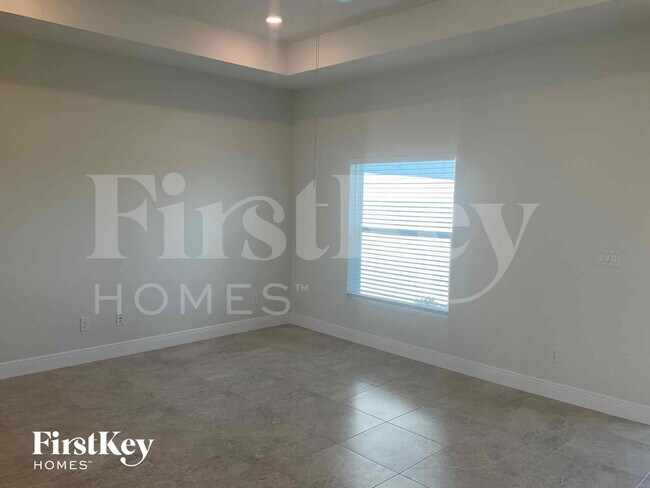 1621 NW 16th Terrace in Cape Coral, FL - Building Photo - Building Photo