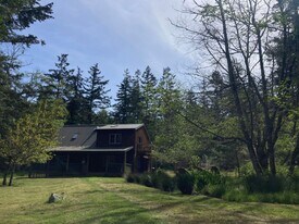 230 Eliza Rd in Lopez Island, WA - Building Photo