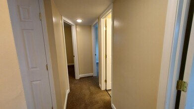 66 E Norwich Ave in Columbus, OH - Building Photo - Building Photo