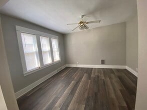 2622 Tilbury Ave, Unit Upper Level in Pittsburgh, PA - Building Photo - Building Photo