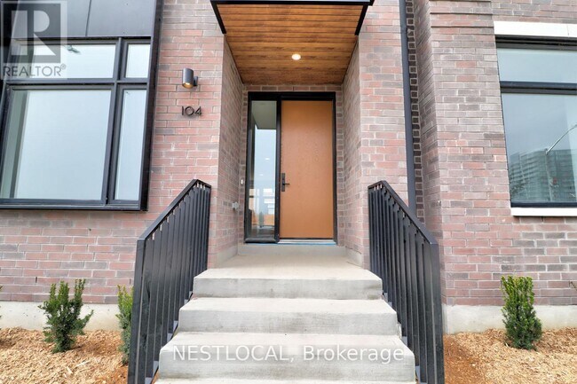 100-100 Coveside Dr in Mississauga, ON - Building Photo - Building Photo