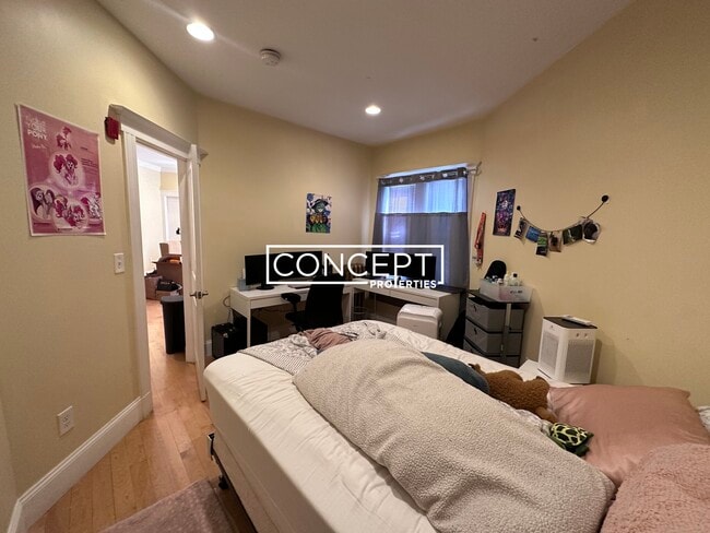 property at 156 Magazine St