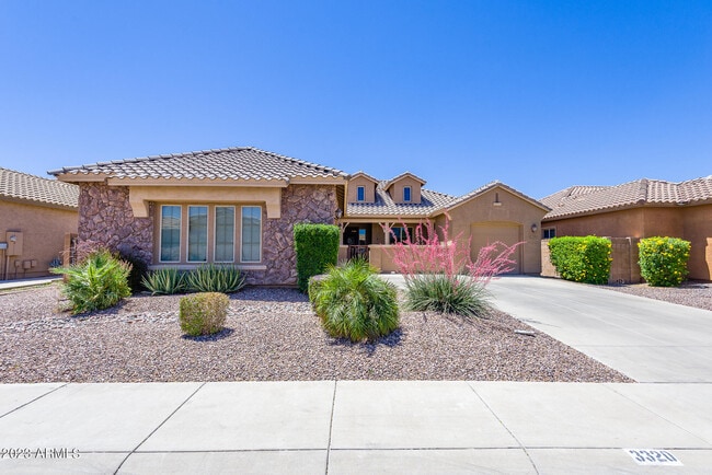 property at 3320 S Nash Way