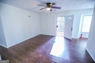 1967 Singer Way in Lithonia, GA - Building Photo - Building Photo