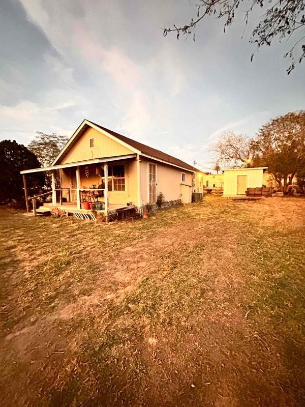 property at 1306 Lincoln St