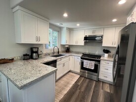 2172 Via Sonora in Oceanside, CA - Building Photo