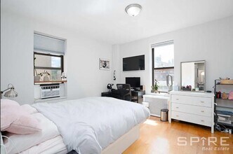 105 Bennett Ave in New York, NY - Building Photo - Building Photo