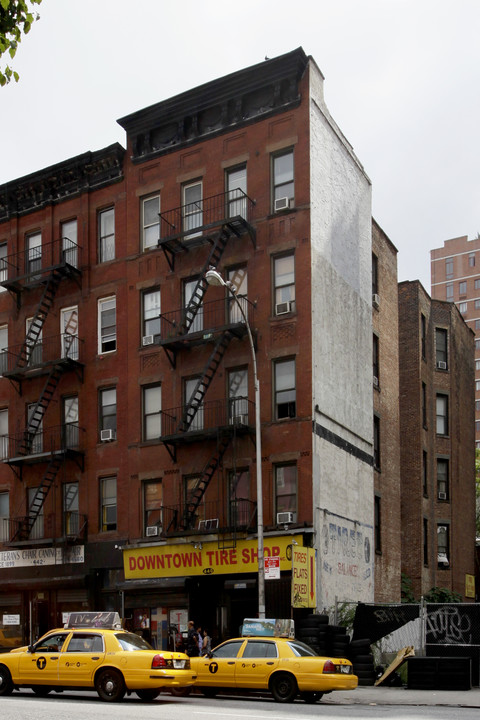 440 Tenth Avenue in New York, NY - Building Photo