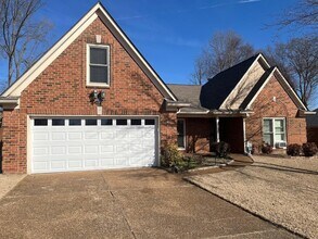 12160 Osborne Grove Dr in Arlington, TN - Building Photo - Building Photo