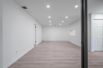 3631 NW 94th Ave, Unit 6G in Sunrise, FL - Foto de edificio - Building Photo