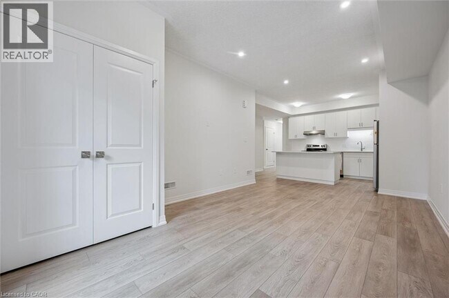 21 REVERIE Wy in Kitchener, ON - Building Photo - Building Photo