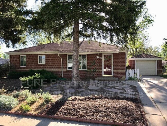 property at 6286 S Sycamore St
