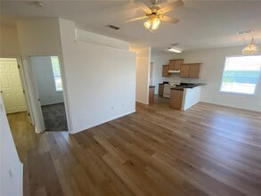 414 Ryans Ridge Ave in Eustis, FL - Building Photo - Building Photo