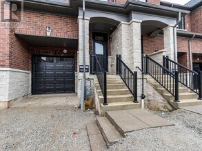 1419 Oakmont Cmn in Burlington, ON - Building Photo - Building Photo