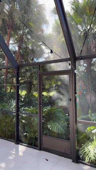 9318 NW 50th Doral Cir S in Doral, FL - Building Photo - Building Photo