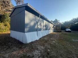 14136 Little Ranch Rd in Spring Hill, FL - Building Photo