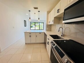 1472 NE 30th Ct in Pompano Beach, FL - Building Photo - Building Photo